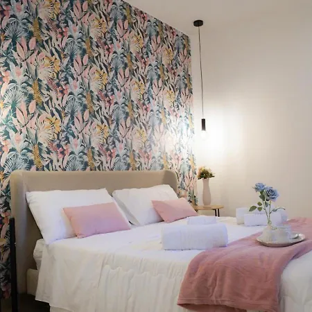 בית נופש Marina Sea Apartments-seaside Boutique פלרמו