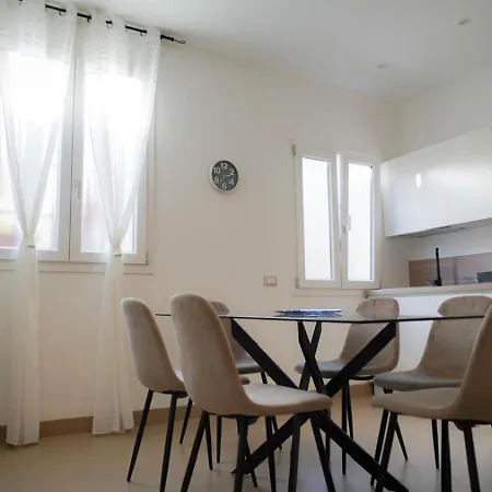 Tatil Evi Marina Sea Apartments-seaside Boutique Palermo